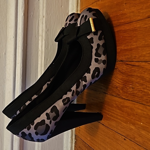 Christian Siriano for Payless black & gray leopard satin platform pumps size 8 - Picture 5 of 16